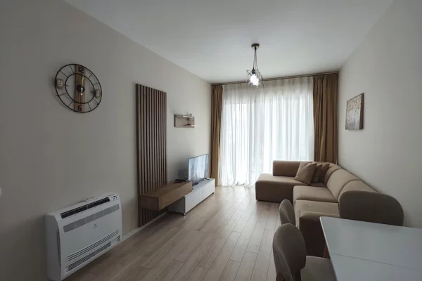 Shtepi me qera 1+1 ne Tirane - 550 Euro