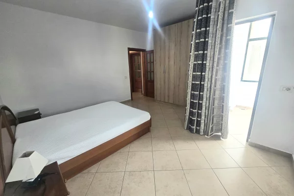 Shtepi me qera Apartament ne Tirane, 1+1, Mobilimi E mobiluar, Pagesa 45,000  Leke.