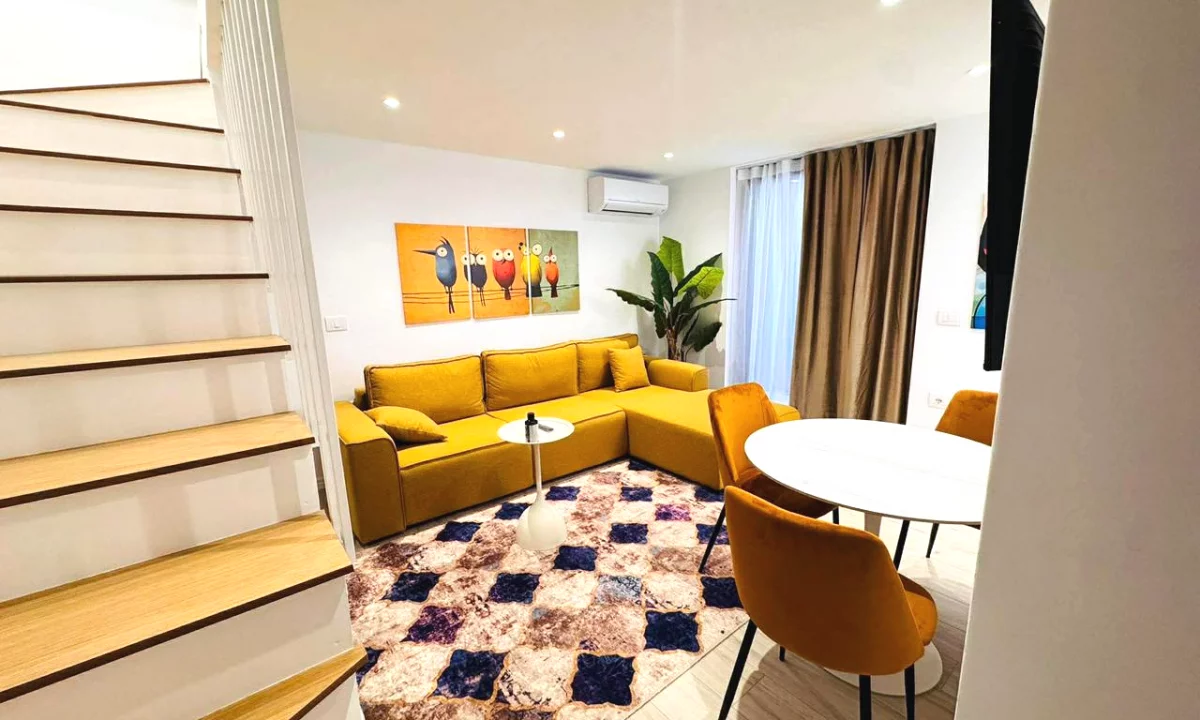 Shtepi me qera Apartament ne Tirane, 1+1, Mobilimi E mobiluar, Pagesa 65,000  Leke.