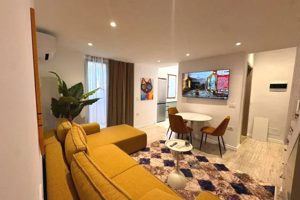 Shtepi me qera Apartament ne Tirane, 1+1, Mobilimi E mobiluar, Pagesa 65,000  Leke.