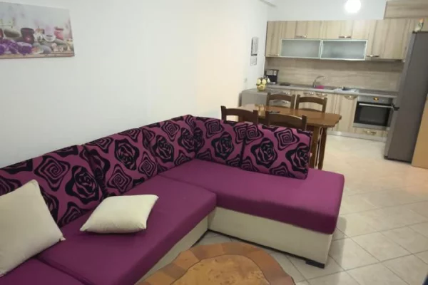 JEPET ME QERA APARTAMENT 1+1 – ISH PARKU (PËRBALLË REPORT TV) 🏡