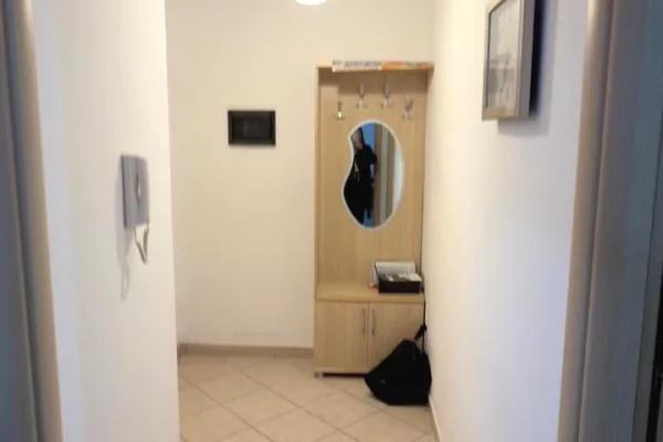 Shtepi me qera Apartament ne Tirane, 1+1, Mobilimi E mobiluar, Pagesa 45,000  Leke.