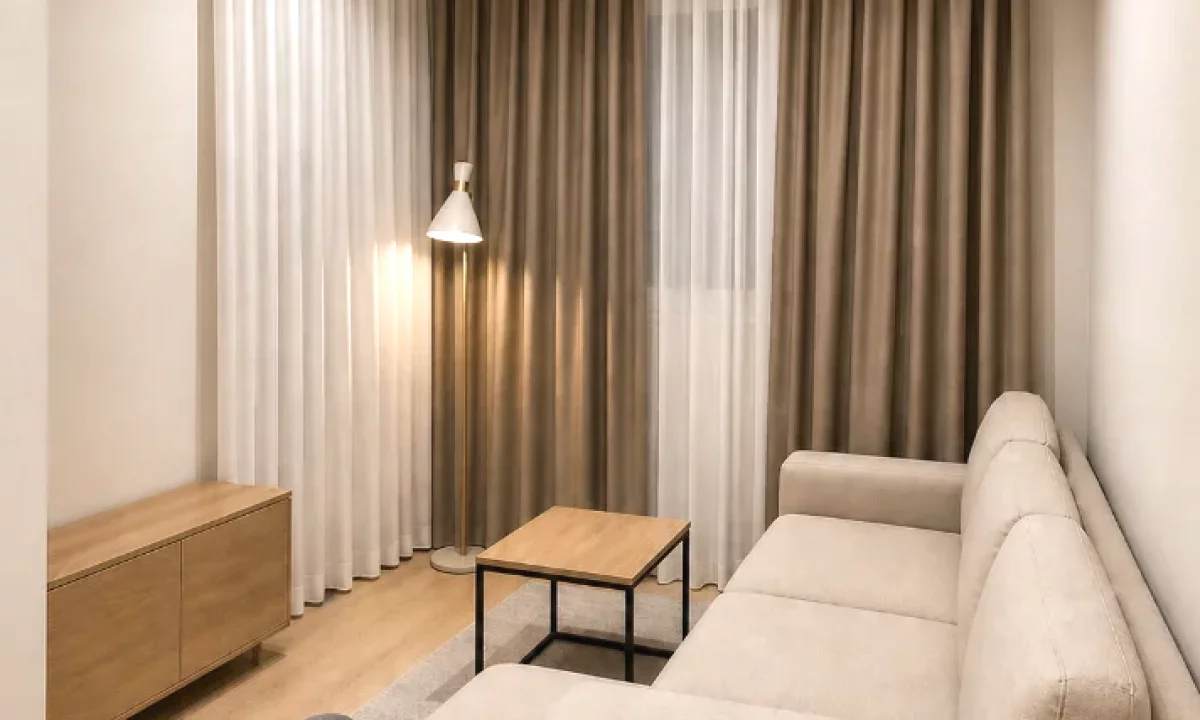 Shtepi ne shitje Apartament ne Tirane, 1+1, Mobilimi E mobiluar, Pagesa 88,000  Euro.
