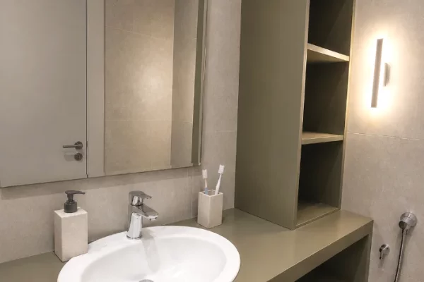 Shtepi ne shitje Apartament ne Tirane, 1+1, Mobilimi E mobiluar, Pagesa 88,000  Euro.