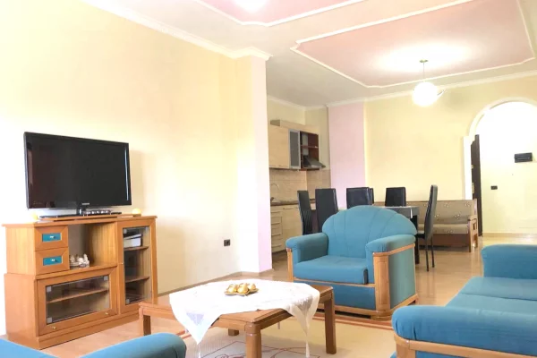 Shtepi me qera Apartament ne Tirane, 2+1, Mobilimi E mobiluar, Pagesa 40,000  Leke.