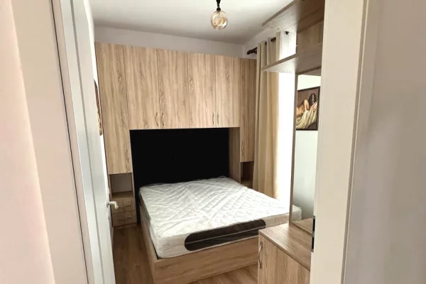 Shtepi me qera Apartament ne Tirane, 1+1, Mobilimi E mobiluar, Pagesa 450  Euro.
