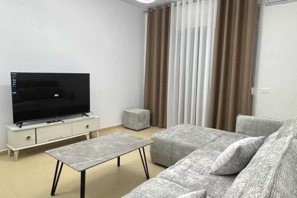 Shtepi me qera Apartament ne Tirane, 2+1, Mobilimi E mobiluar, Pagesa 70,000  Leke.