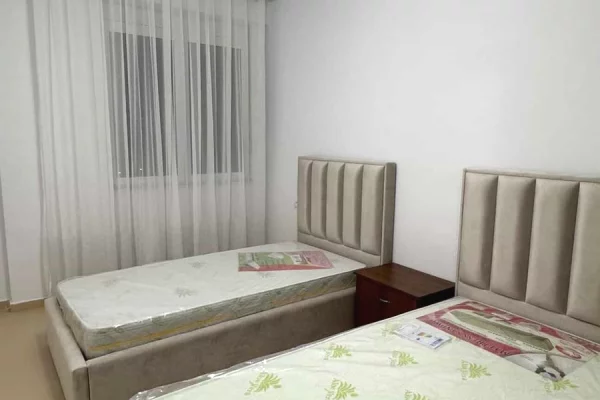 Shtepi me qera Apartament ne Tirane, 2+1, Mobilimi E mobiluar, Pagesa 70,000  Leke.