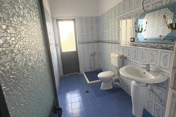 Shtepi me qera Apartament ne Tirane, 1+1, Mobilimi E mobiluar, Pagesa 35,000  Leke.