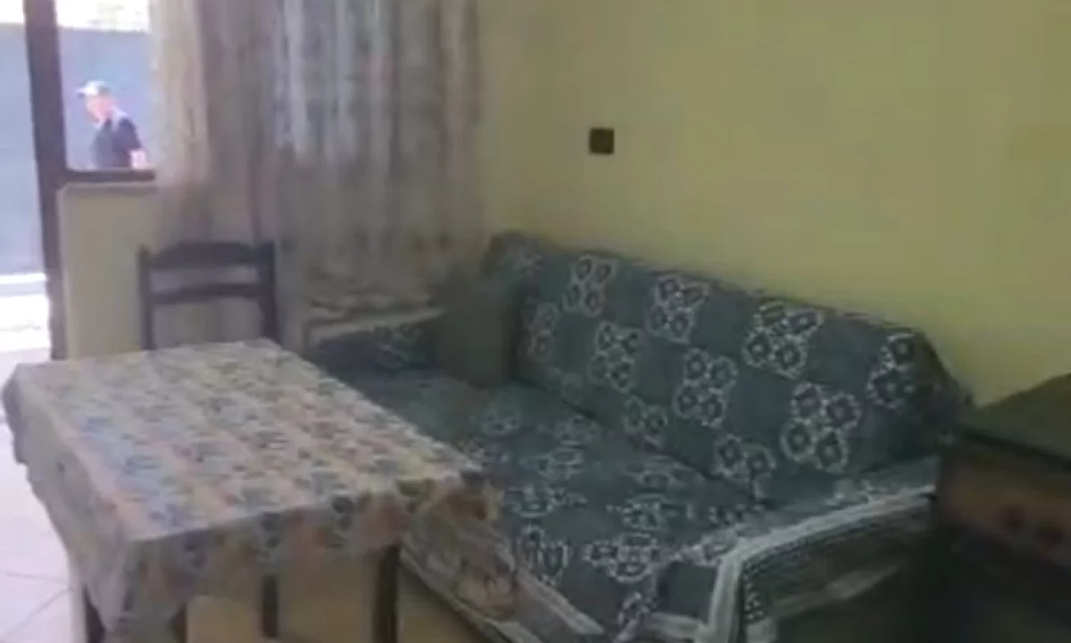 Shtepi me qera Apartament ne Tirane, 1+1, Mobilimi E mobiluar, Pagesa 35,000  Leke.
