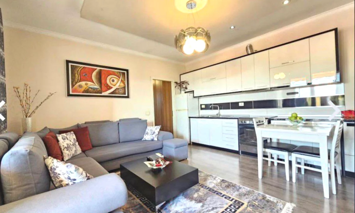 Shtepi ne shitje Apartament ne Tirane, 2+1, Mobilimi E mobiluar, Pagesa 163,000  Euro.