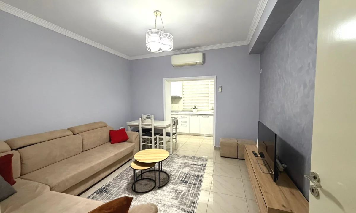 Shtepi me qera Apartament ne Tirane, 1+1, Mobilimi E mobiluar, Pagesa 50,000  Leke.