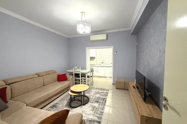 Shtepi me qera 1+1 ne Tirane - 50,000 Leke