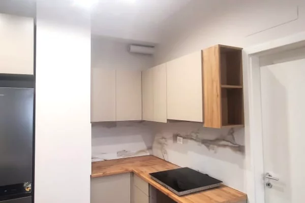 Shtepi ne shitje Apartament ne Tirane, 1+1, Mobilimi E mobiluar, Pagesa 88,000  Euro.