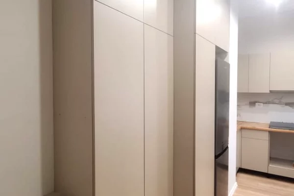 Shtepi ne shitje Apartament ne Tirane, 1+1, Mobilimi E mobiluar, Pagesa 88,000  Euro.