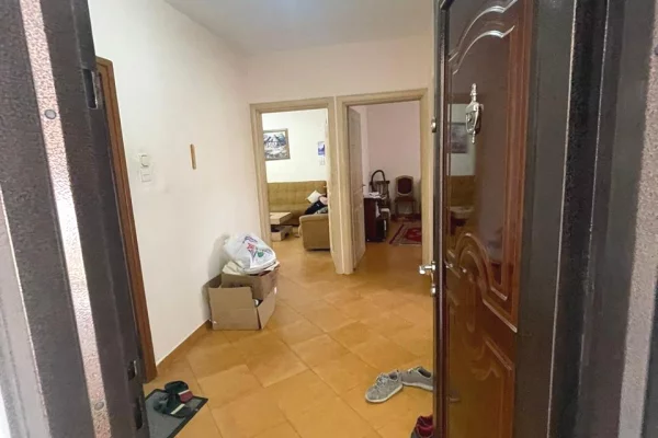Shtepi me qera Apartament ne Tirane, 2+1, Mobilimi E mobiluar, Pagesa 45,000  Leke.