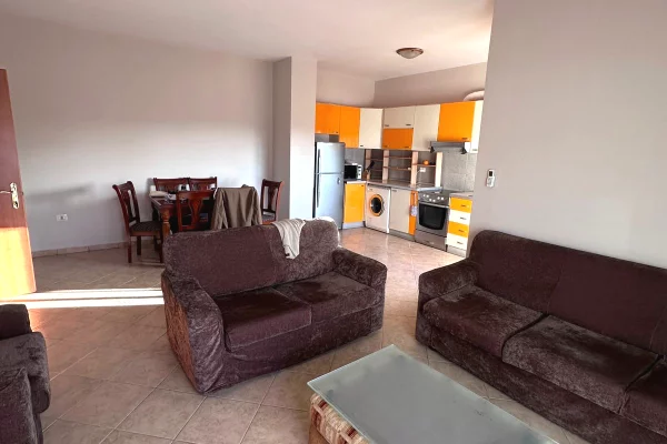JEPET ME QERA APARTAMENT 2+1 – RRUGA MINE PEZA, PËRBALLË HARRY FULTZ 🏡