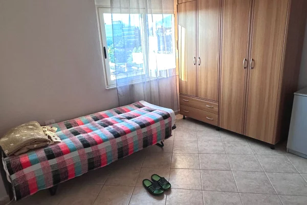 Shtepi me qera Apartament ne Tirane, 2+1, Mobilimi E mobiluar, Pagesa 60,000  Leke.