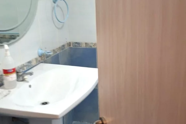 Shtepi me qera Apartament ne Tirane, 2+1, Mobilimi E mobiluar, Pagesa 55,000  Leke.