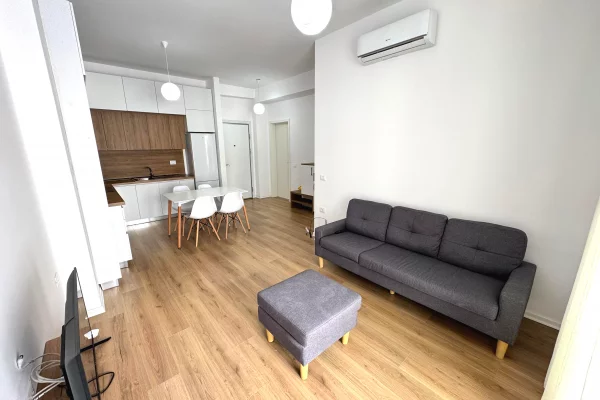 Shtepi me qera Apartament ne Tirane, 1+1, Mobilimi E mobiluar, Pagesa 39,000  Leke.