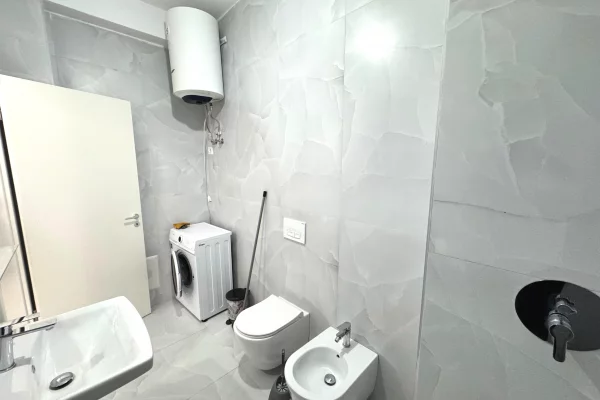 Shtepi me qera Apartament ne Tirane, 1+1, Mobilimi E mobiluar, Pagesa 39,000  Leke.