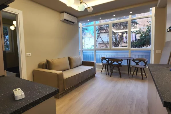Shtepi ne shitje 1+1 ne Tirane - 115,000 Euro