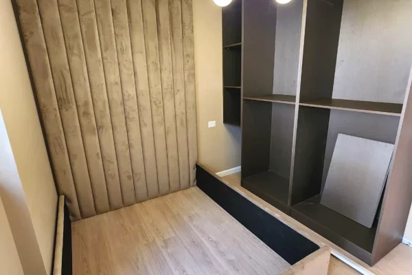 Shtepi ne shitje Apartament ne Tirane, 1+1, Mobilimi E mobiluar, Pagesa 115,000  Euro.