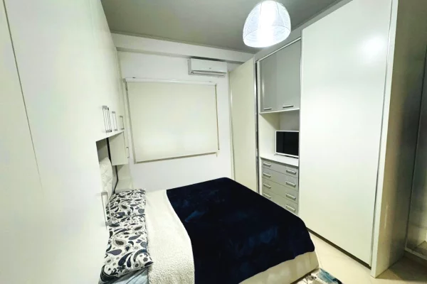 Shtepi me qera Apartament ne Tirane, 1+1, Mobilimi E mobiluar, Pagesa 65,000  Leke.