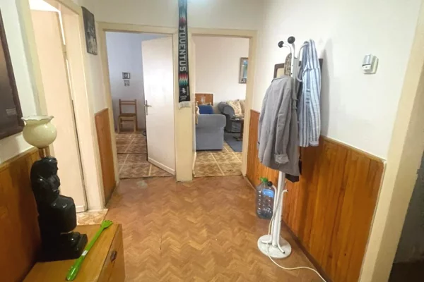 Shtepi ne shitje Apartament ne Tirane, 2+1, Mobilimi E mobiluar, Pagesa 130,000  Euro.
