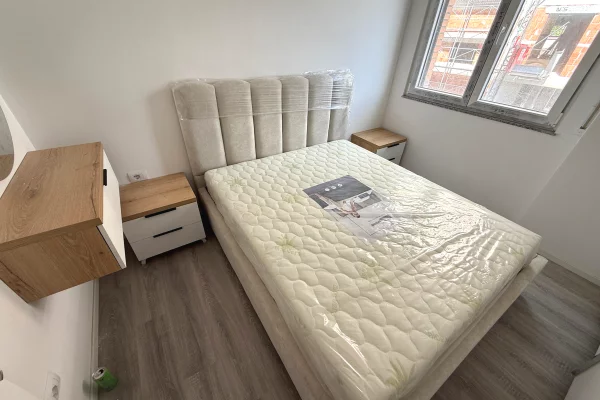🏡 APARTAMENT 1+1 ME QERA – PASKUQAN