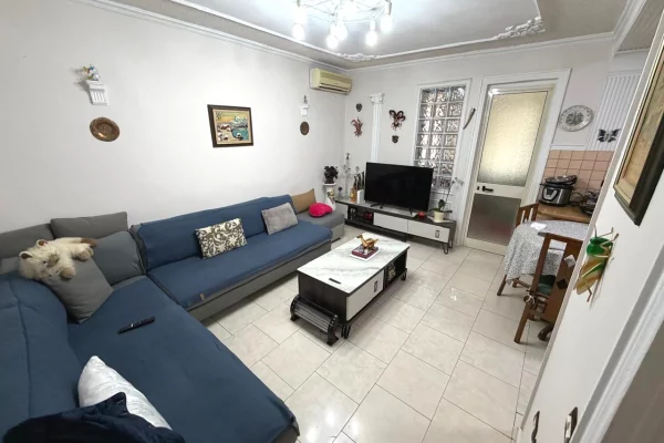 SHITET APARTAMENT 2+1 – TEK SHKOLLA E BALETIT, TIRANË