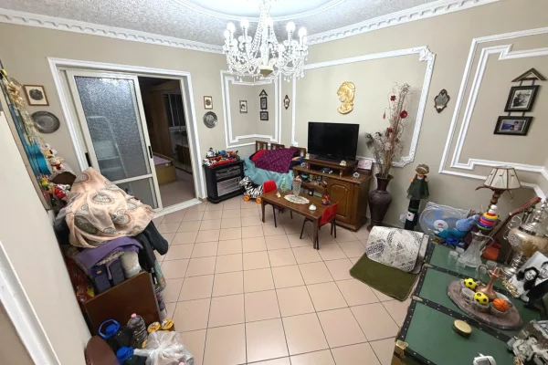 Shtepi ne shitje Apartament ne Tirane, 2+1, Mobilimi E mobiluar, Pagesa 160,000  Euro.
