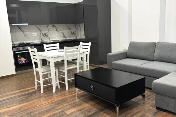  SHITET APARTAMENT 1+1 – TERMINALI I AUTOBUZEVE VERI