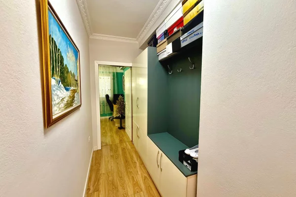 Shtepi me qera Apartament ne Tirane, 2+1, Mobilimi E mobiluar, Pagesa 100,000  Leke.