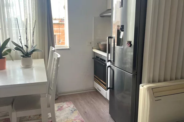 Shtepi ne shitje Apartament ne Tirane, 2+1, Mobilimi E mobiluar, Pagesa 138,500  Euro.