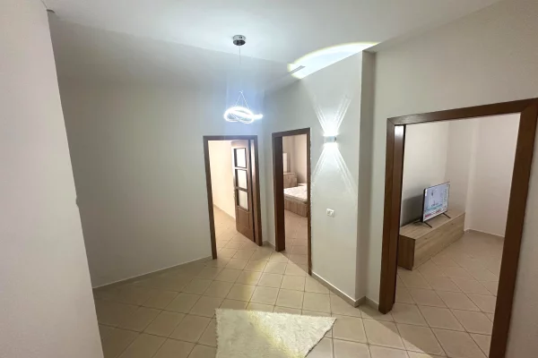 Shtepi ne shitje Apartament ne Tirane, 2+1, Mobilimi E mobiluar, Pagesa 130,000  Euro.