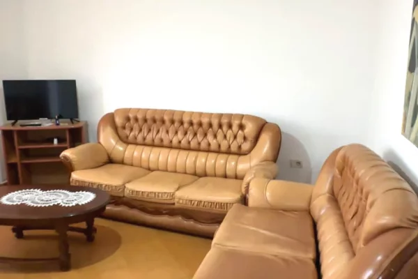  SHITET APARTAMENT 1+1 – RRUGA E DIBRËS, TIRANË