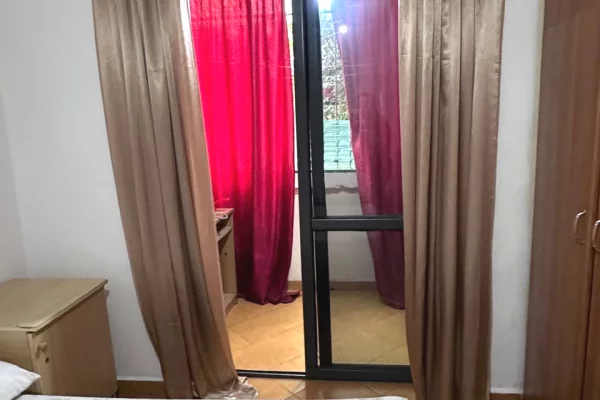Shtepi ne shitje Apartament ne Tirane, 1+1, Mobilimi E mobiluar, Pagesa 8,800,000  Leke.