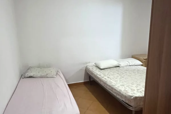 Shtepi ne shitje Apartament ne Tirane, 1+1, Mobilimi E mobiluar, Pagesa 8,800,000  Leke.