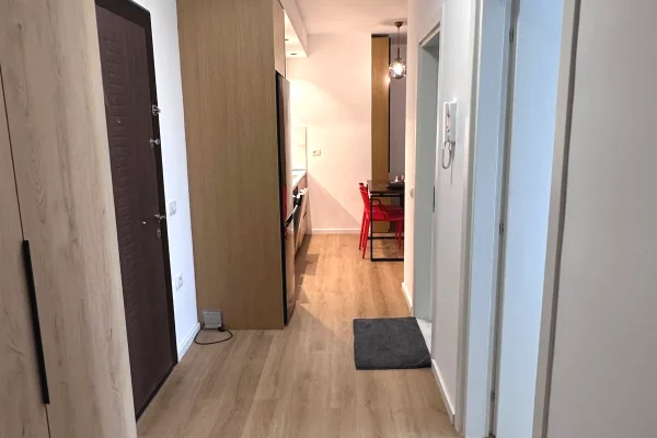 Shtepi ne shitje Apartament ne Tirane, 2+1, Mobilimi E mobiluar, Pagesa 160,000  Euro.