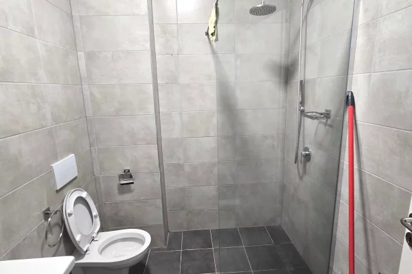 Shtepi ne shitje Apartament ne Tirane, 1+1, Mobilimi E mobiluar, Pagesa 13,000,000  Leke.