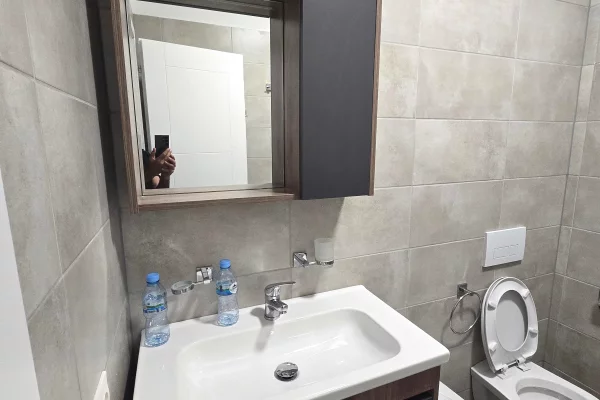 Shtepi ne shitje Apartament ne Tirane, 1+1, Mobilimi E mobiluar, Pagesa 13,000,000  Leke.