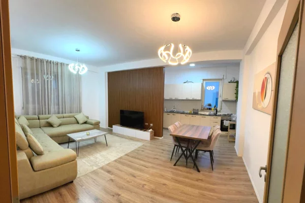 🏠 JEPET ME QERA APARTAMENT 1+1 – LIQENI I THATË