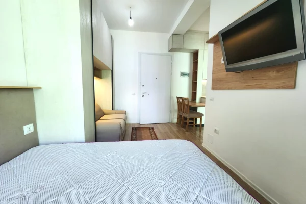 Shtepi ne shitje Apartament ne Tirane, Garsoniere, Mobilimi E mobiluar, Pagesa 63,999  Euro.
