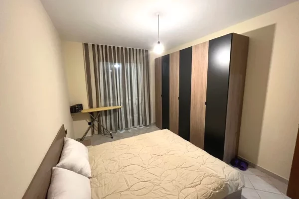 Shtepi ne shitje Apartament ne Tirane, 1+1, Mobilimi E mobiluar, Pagesa 11,500,000  Leke.