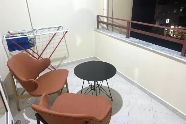 Shtepi ne shitje Apartament ne Tirane, 1+1, Mobilimi E mobiluar, Pagesa 11,500,000  Leke.