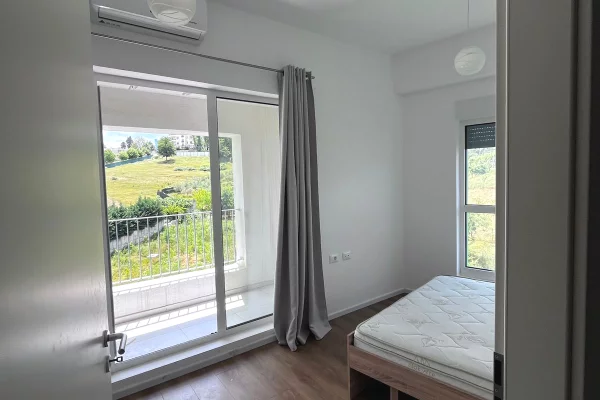 Shtepi ne shitje Apartament ne Tirane, 2+1, Mobilimi E mobiluar, Pagesa 134,000  Euro.