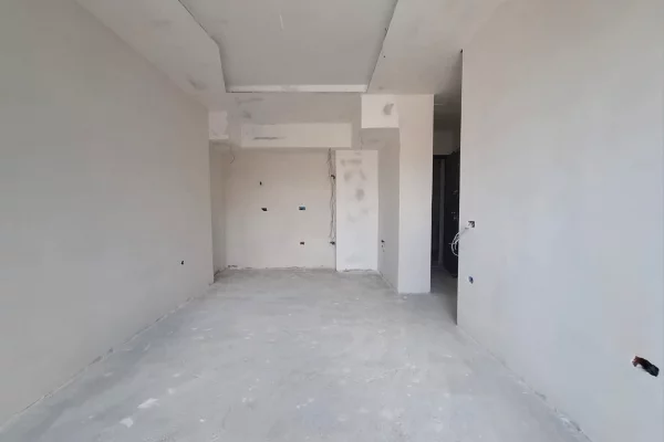 Shtepi ne shitje Apartament ne Tirane, 1+1, Mobilimi Bosh, pa mobiluar, Pagesa 118,800  Euro.