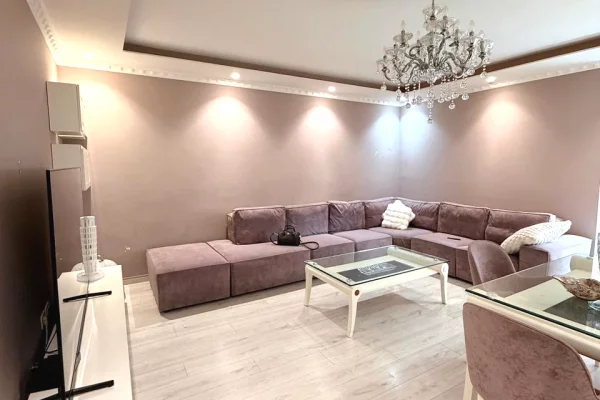 Shtepi ne shitje 3+1 ne Tirane - 295,000 Euro