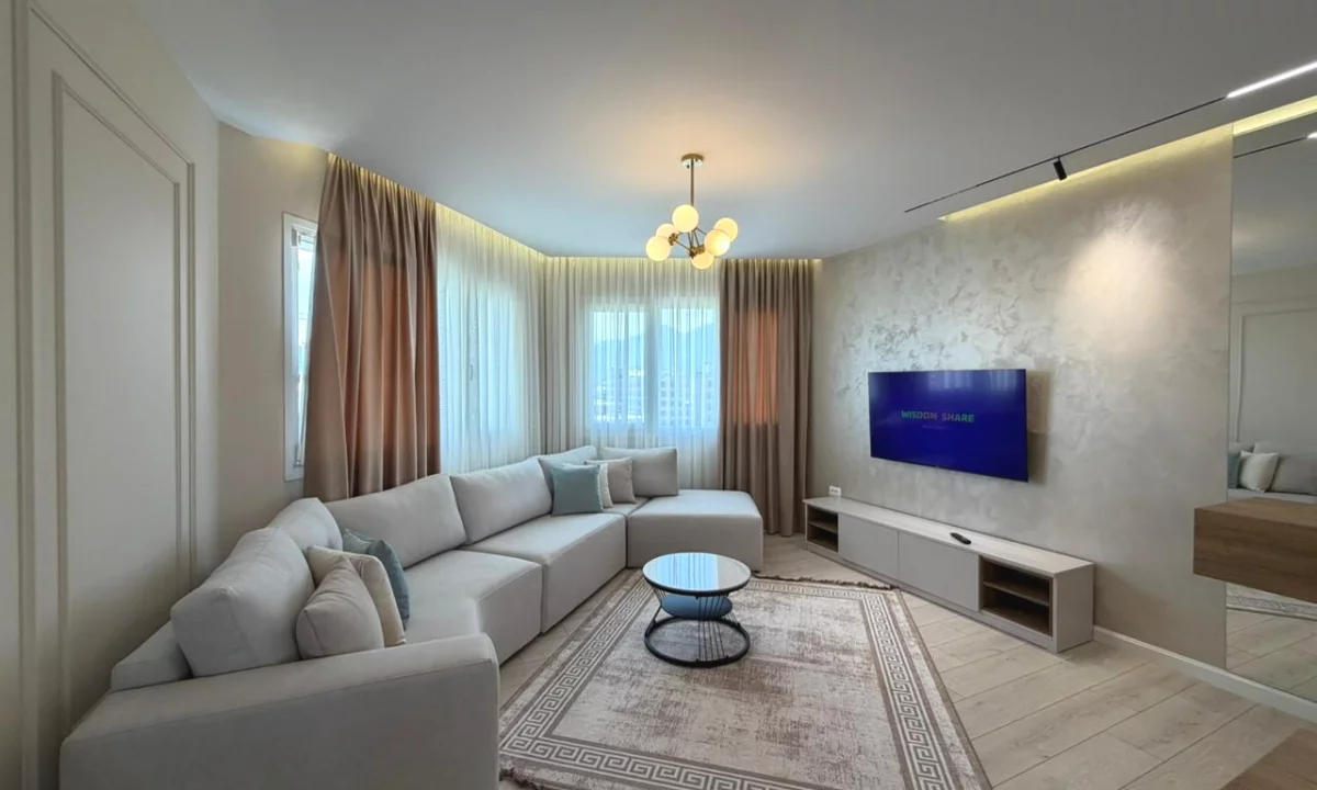 Shtepi ne shitje Apartament ne Tirane, 3+1, Mobilimi Pjeserisht e mobiluar, Pagesa 280,000  Euro.